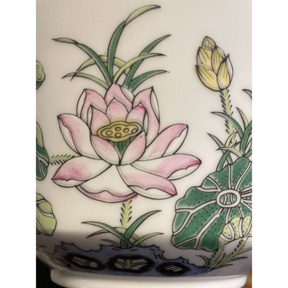 Andrea by Sadek Vintage Designer Porcelain Chinoiserie Floral Centerpiece Bowl - Picture 3 of 5